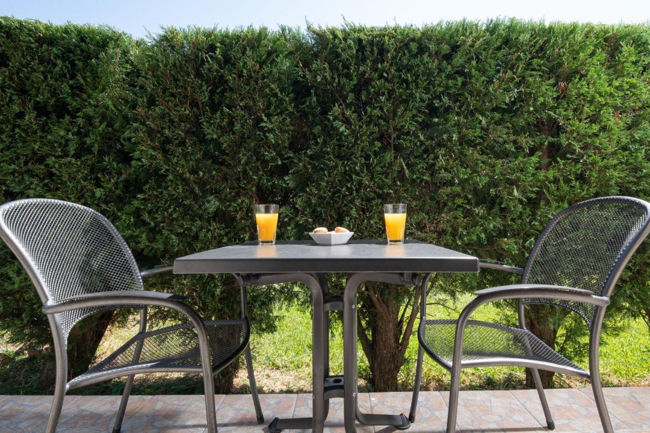 Niriides Hotel Porto Koufo Ngoại thất bức ảnh